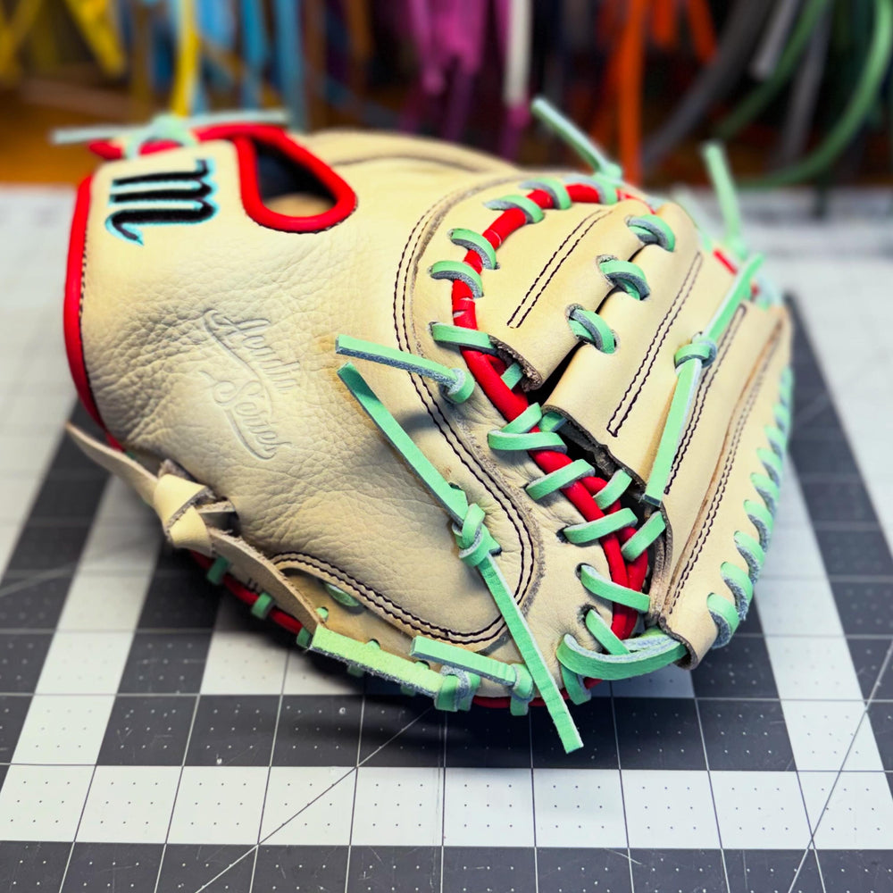 
            Marucci Acadia Series after Clean, Condition & Relace
          