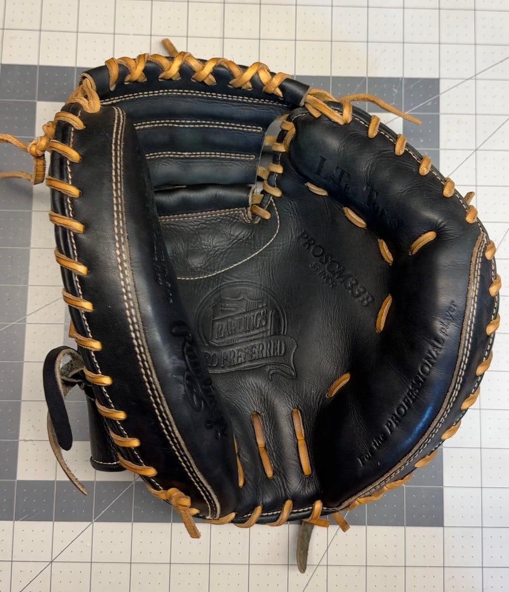 
            Rawlings Pro Preferred before Clean, Condition & Relace
          