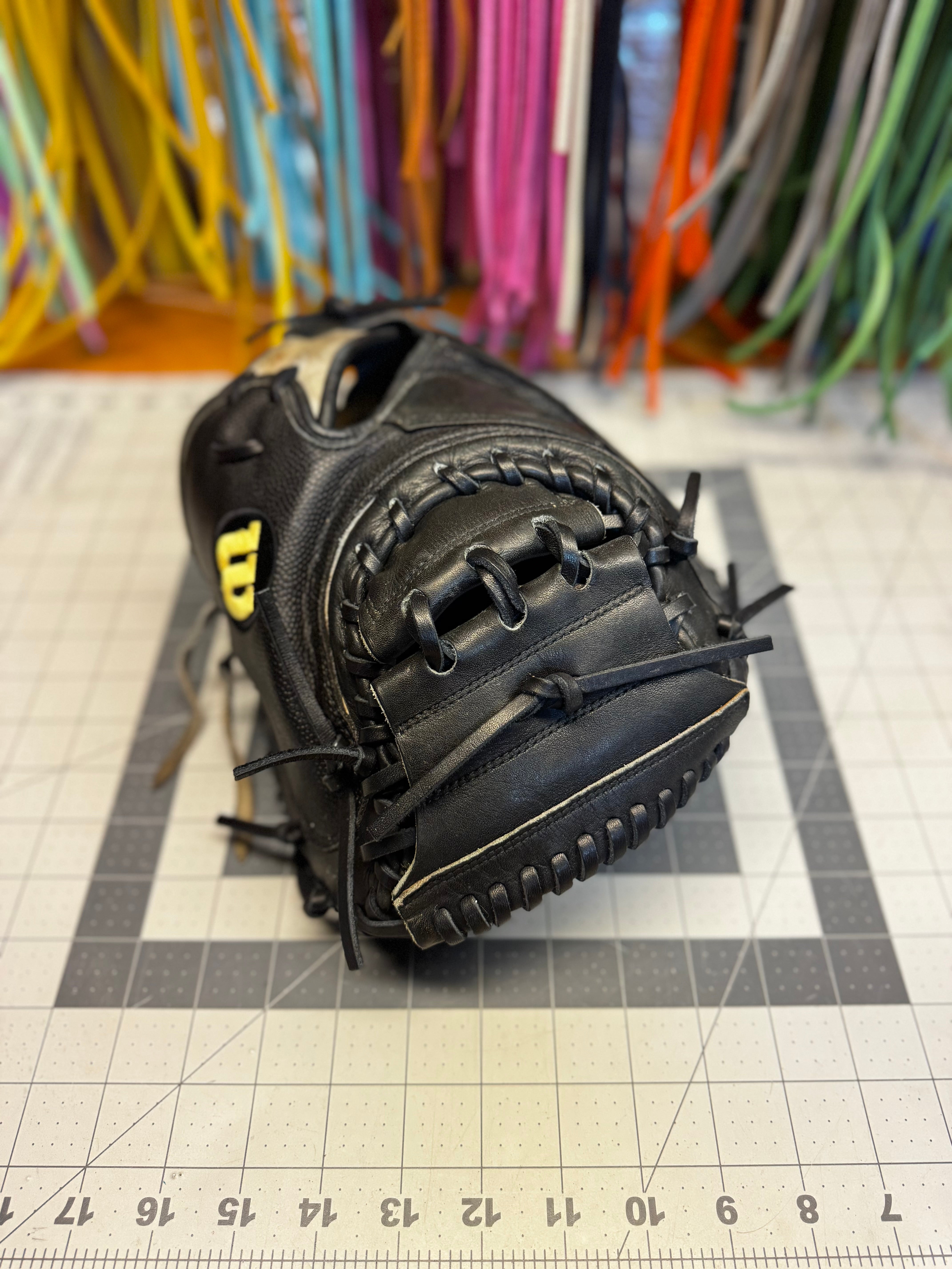 Wilson A2000 M2 Catchers Mitt 33.5” RHT - Refurbished