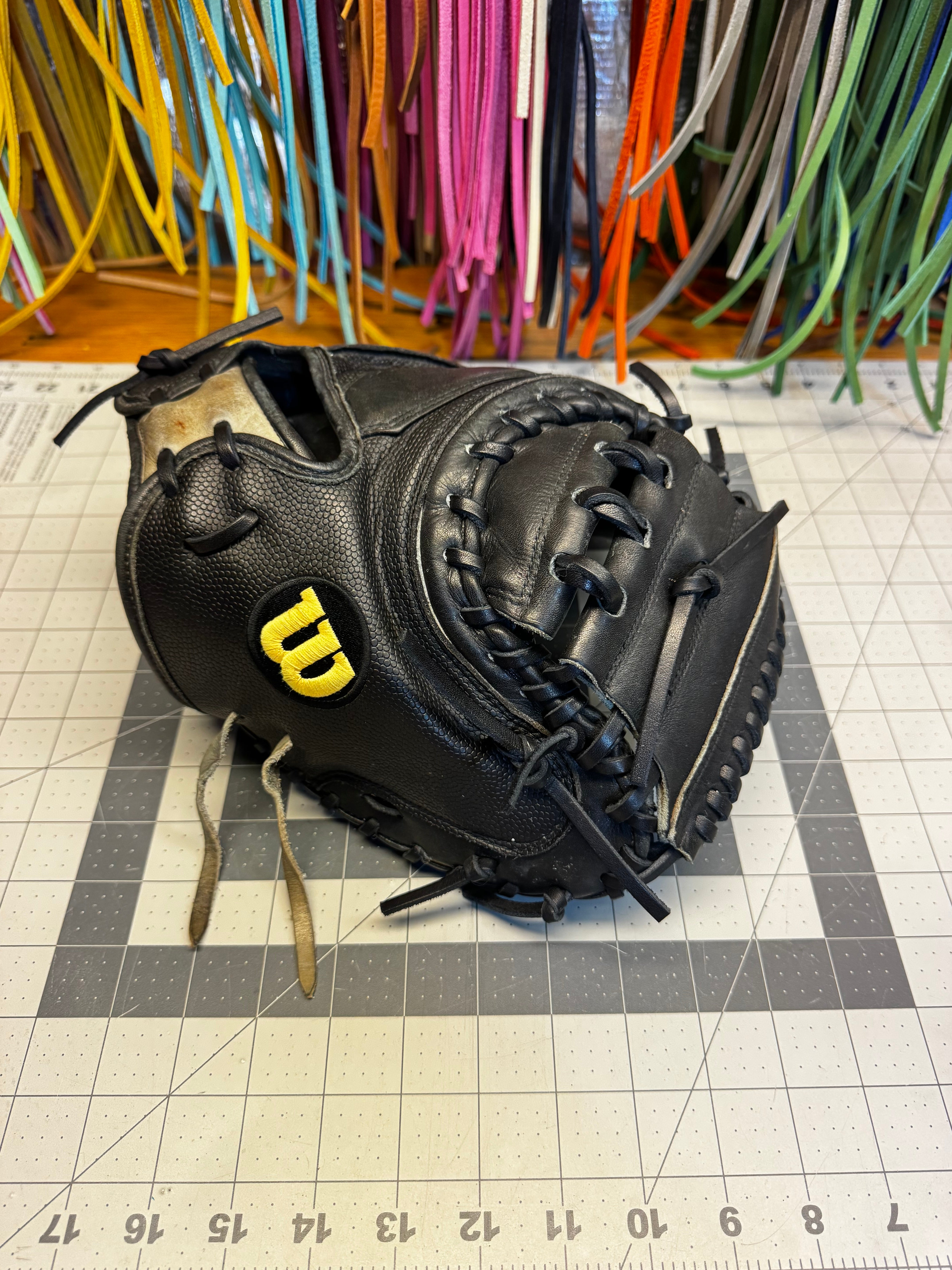 Wilson A2000 M2 Catchers Mitt 33.5” RHT - Refurbished