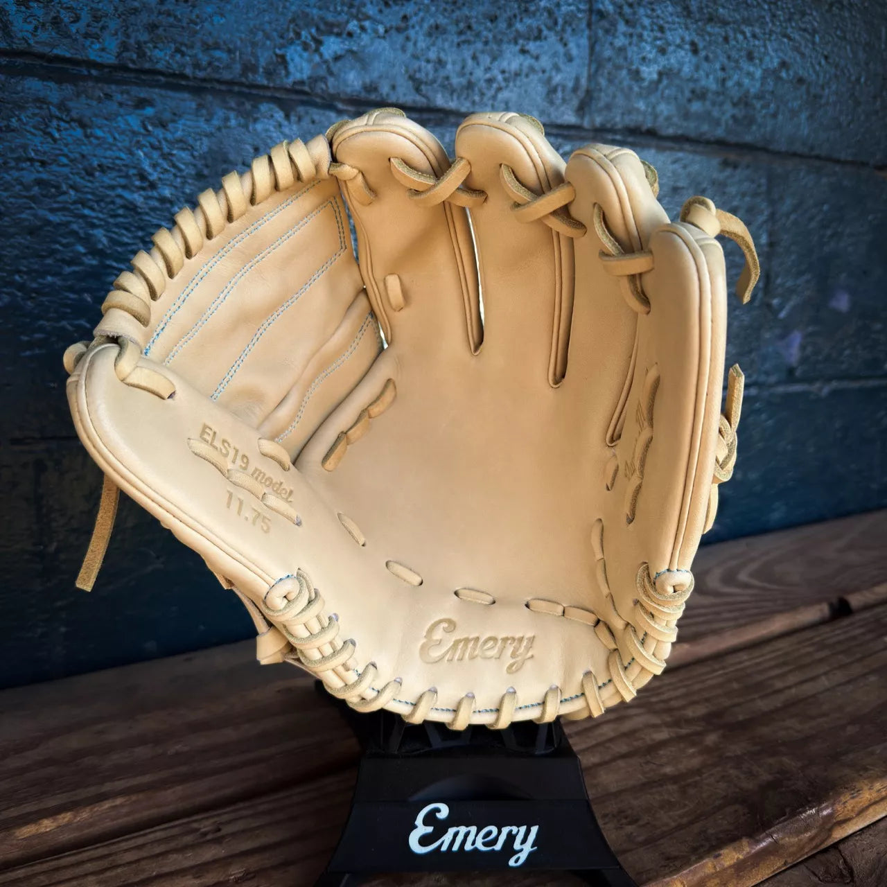 Emery Glove Company Summit Series ELS19 Pitcher's Glove 12"