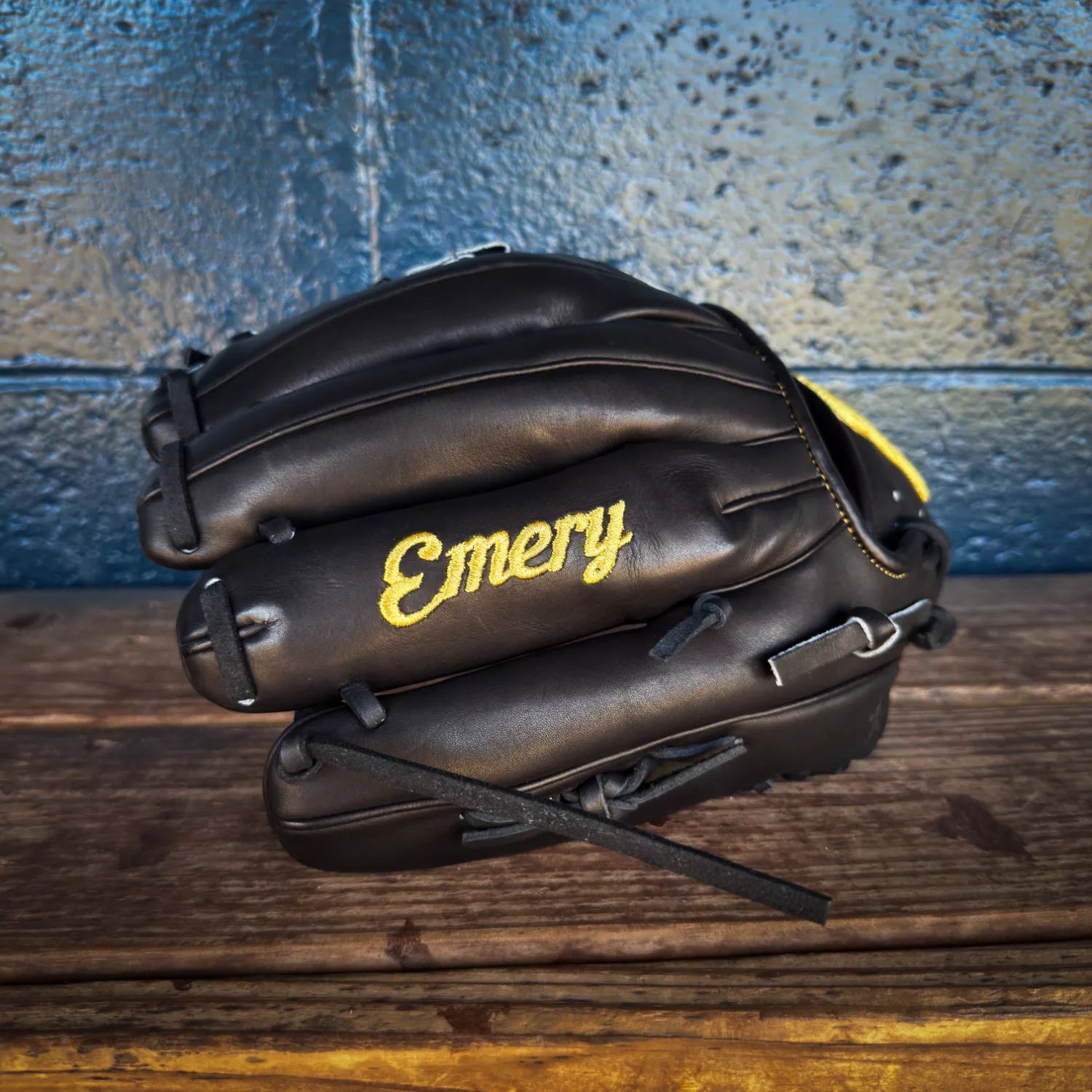 Emery Glove Company Summit Pro Series 1627 Infield Glove 11.5" RHT