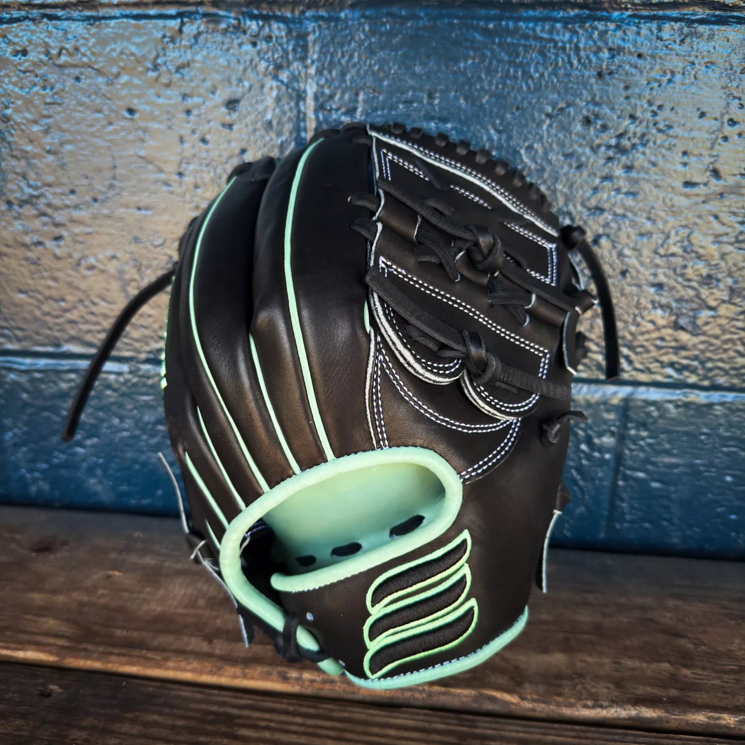 Emery Glove Company Summit Pro Series ELS19 Pitcher's Glove 12"